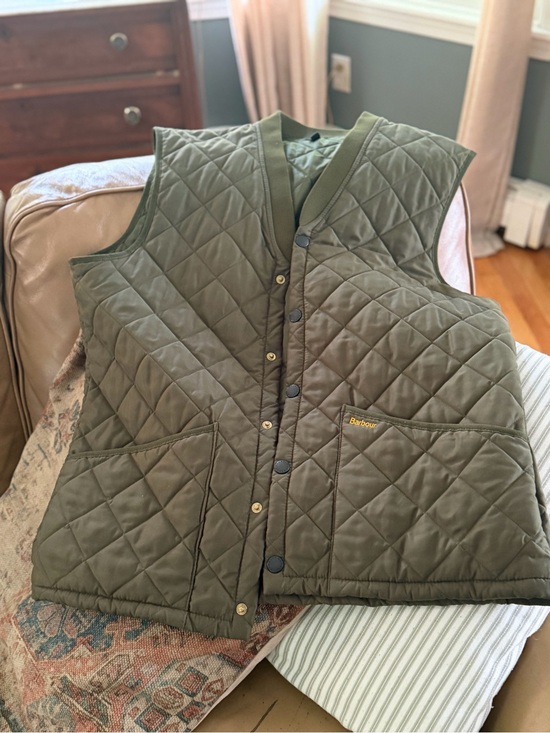 Barbour Other - Barbour Quilted Olive Eskdale Men's Large  Green Vest